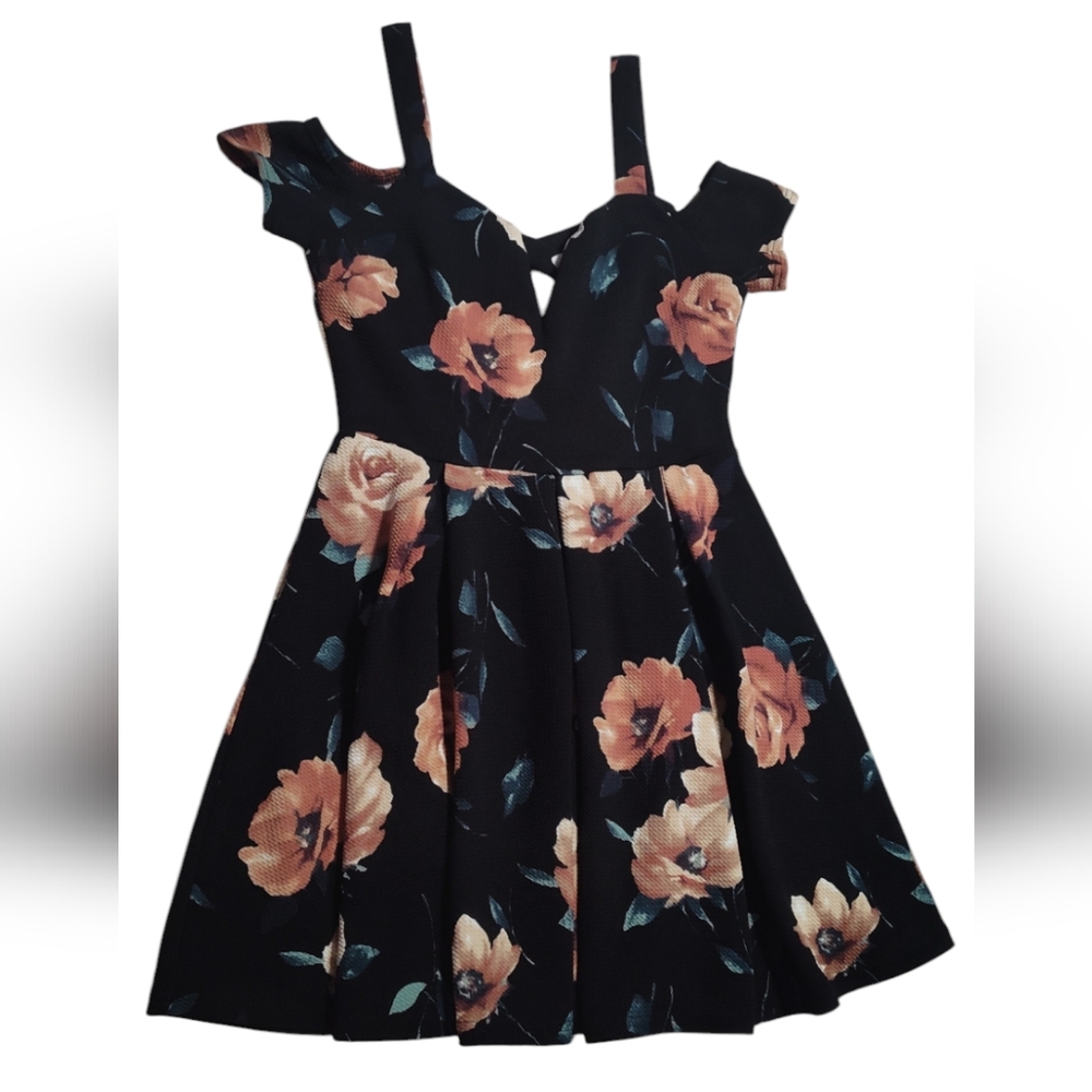 Mine Cute Black Dress with flowers M